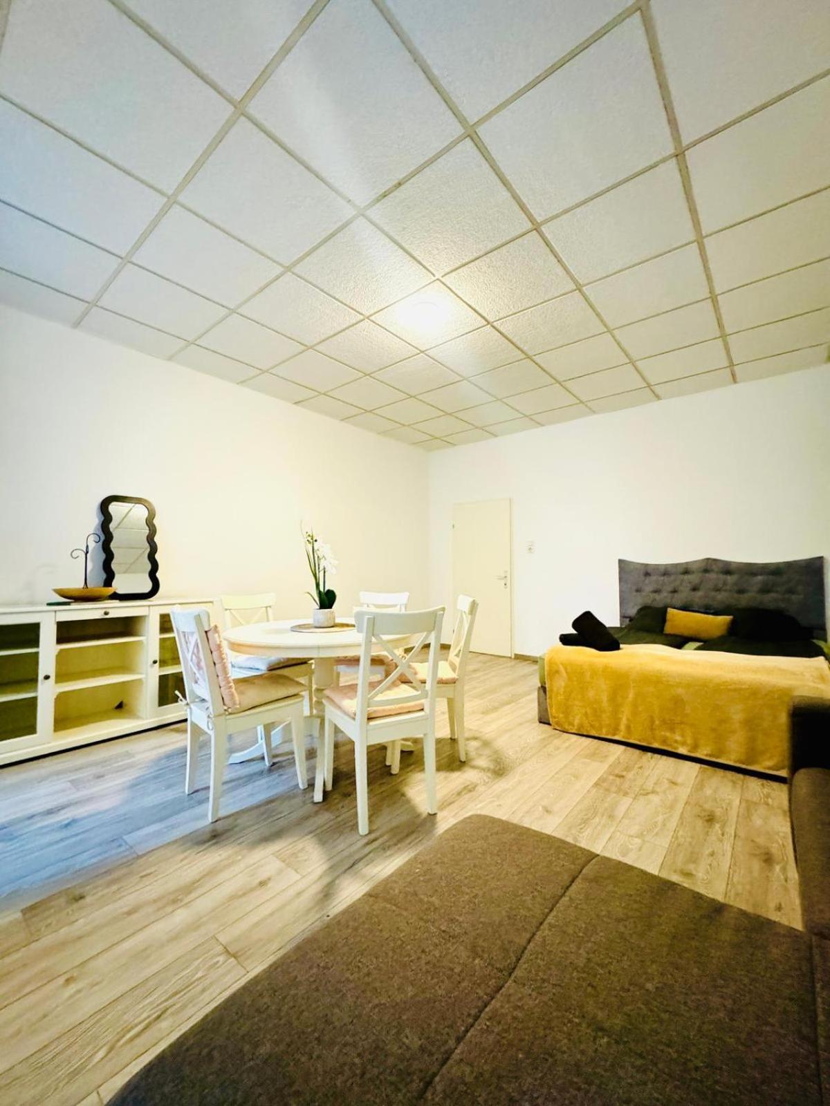 Amazing 2Br Apartment Near Praterstern Vienna Exterior photo